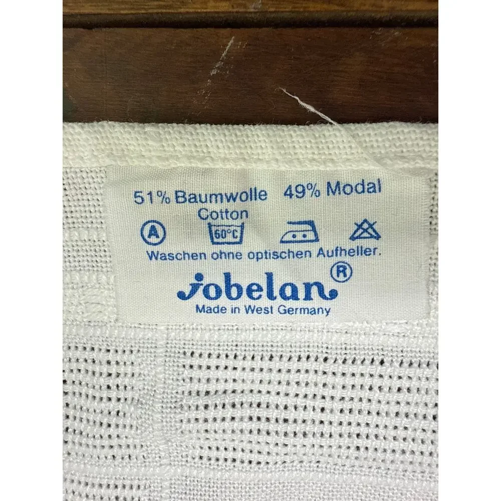 Jobelan runner holiday modal